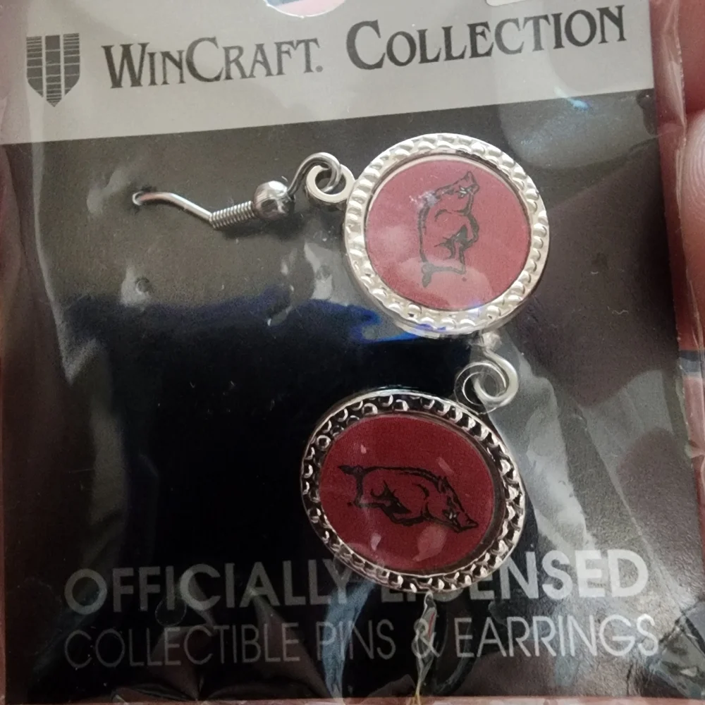 NEW Arkansa Razorbacks bundle - Picture 4 of 8